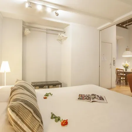 Oldtown Apartment *